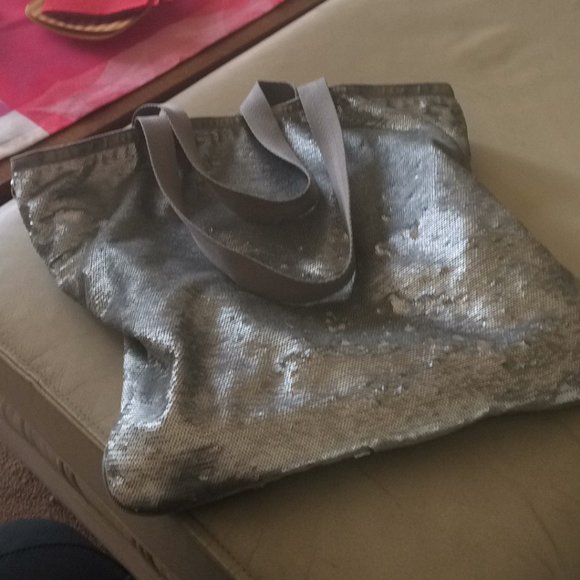 LeSportsac Silver Shimmer Tote - Picture 1 of 2
